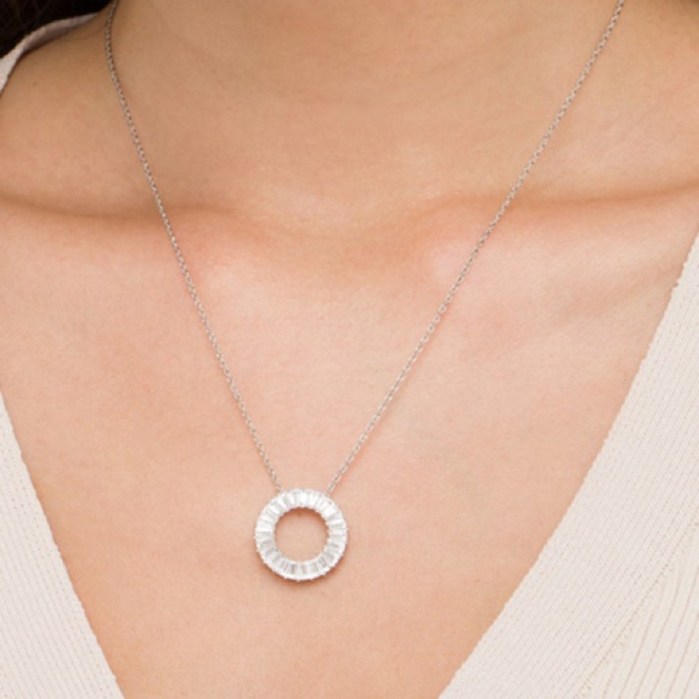 New💗PEOPLES💎Baguette Circle Pendant💗Sterling Silver